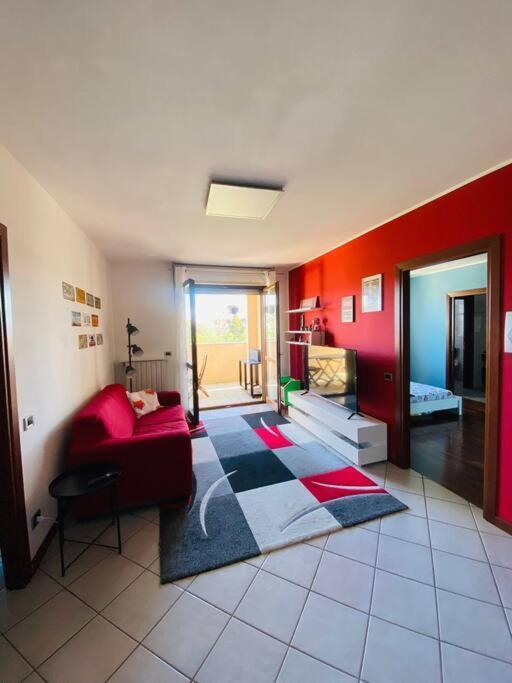 MairanoIntero Bilocale Con Terrazzo Vicino A Milanoアパートメント エクステリア 写真